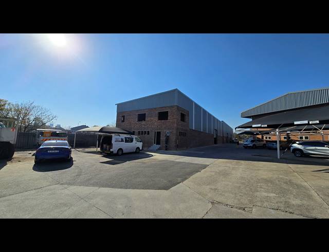 520M² WAREHOUSE TO LET IN SEBENZA